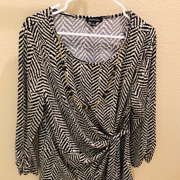 Beautiful top - Picture 4 of 7